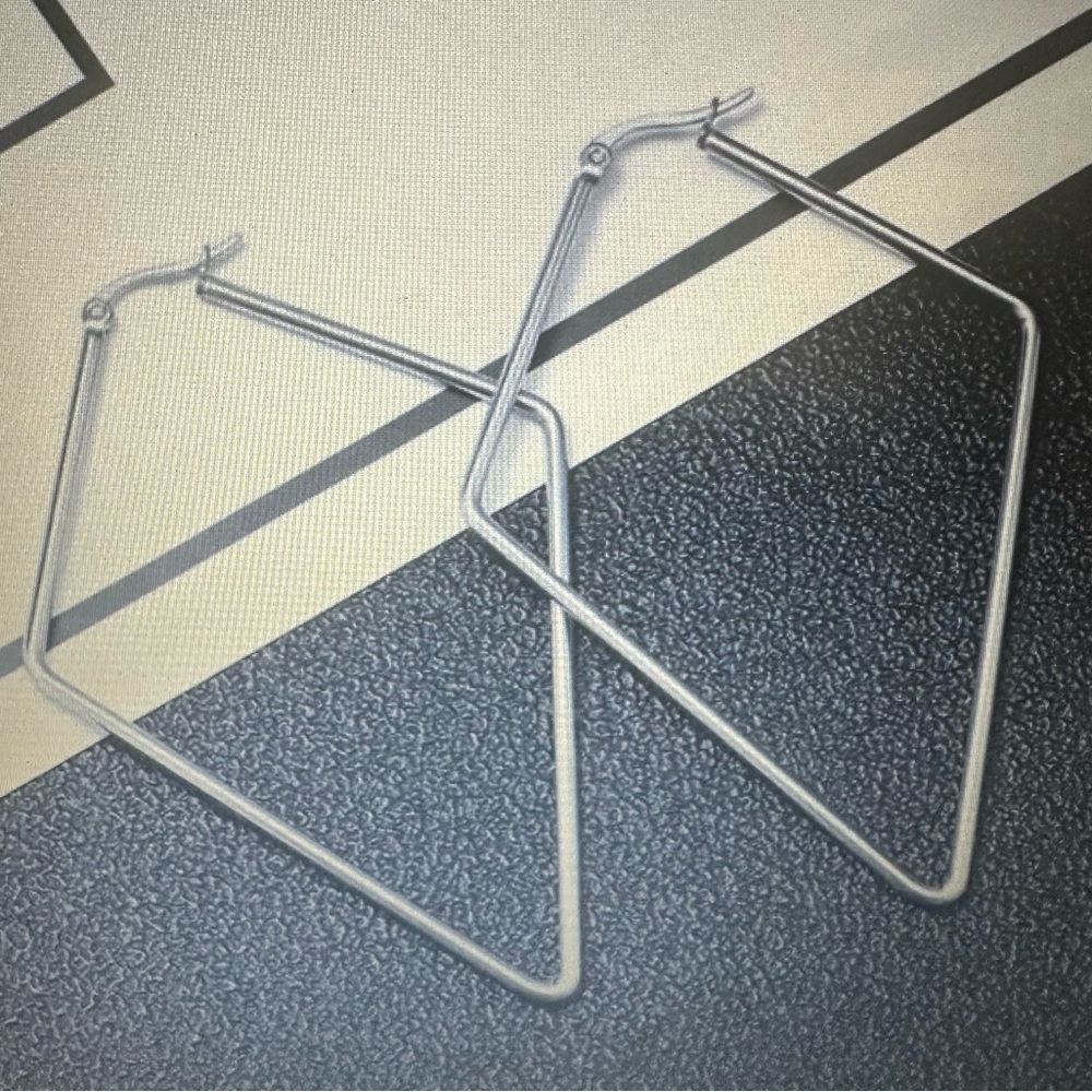 Geometric Silver Hoop Earrings(New)